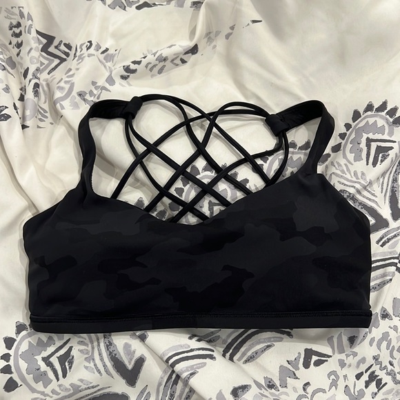 lululemon athletica Other - Lululemon Free to be wild bra